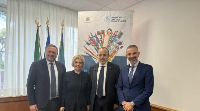 Lazio, Difensore Civico tra i banchi di scuola per educare a cittadinanza attiva