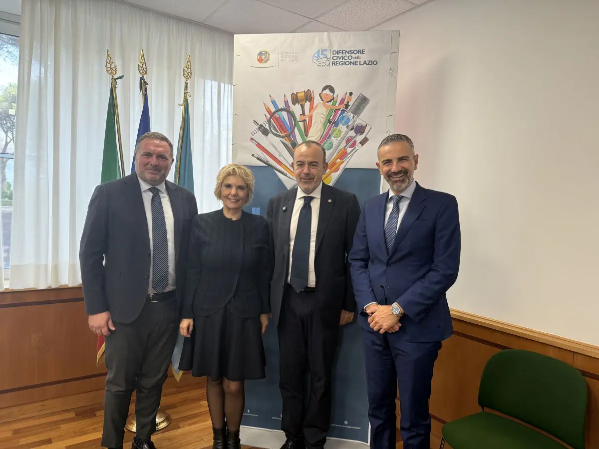 geronimo it luufficio-di-supporto-del-sindaco-trasformato-in-ufficio-della-propaganda-A29665 010