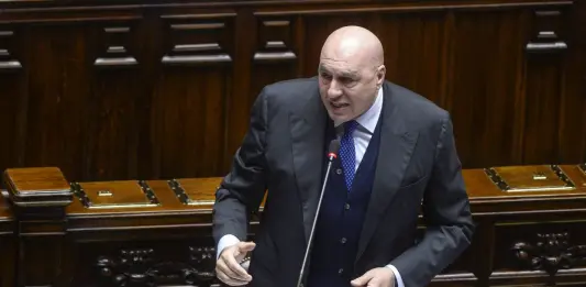 Crosetto “Da guerra ibrida rischi catastrofici, serve una difesa proattiva”