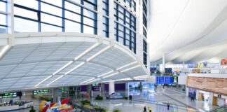 Cina: inaugurato a Urumqi centro di servizi aeroportuali per arrivi stranieri