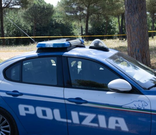 أم تقتل ابنها البالغ من العمر تسع سنوات ذبحا في منطقة ترييستي