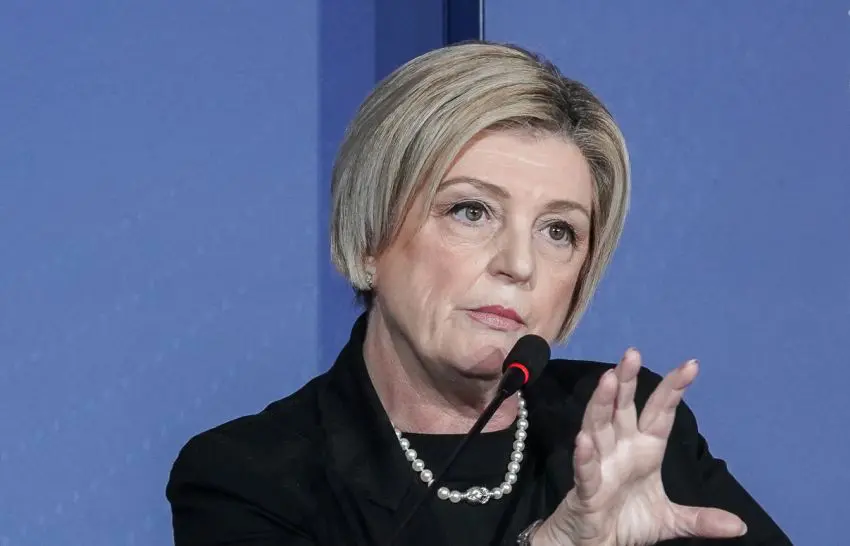 geronimo it morolli-scuole-aperte-in-presenza-indietro-non-si-torna-A18121 011