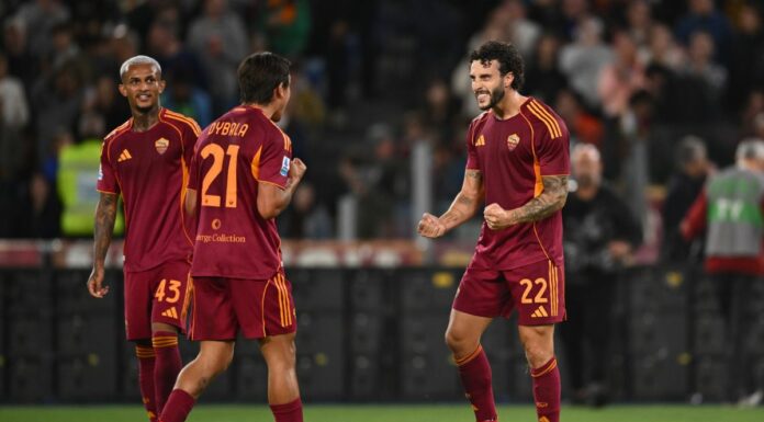 La Roma piega il Parma e festeggia: 2-1 e vetta della Serie A