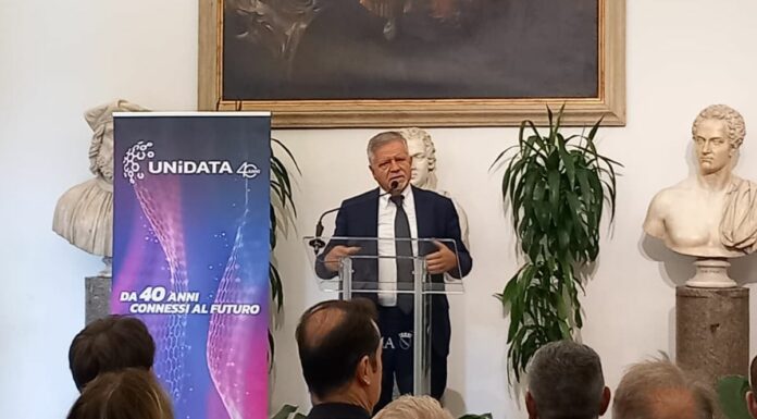 Unidata festeggia 40 anni, completato il cavo sottomarino Unitirreno