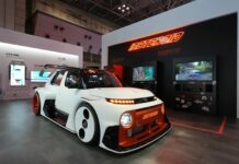 Hyundai conquista mondo virtual drifting con esordio di Insteroid in JDM