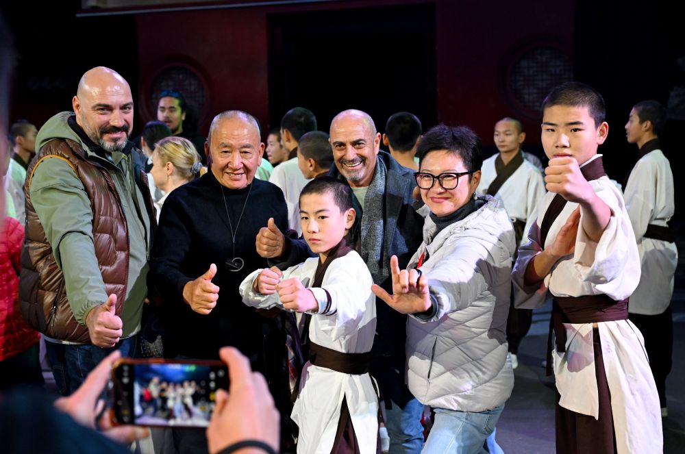 geronimo it pecci-per-sconfiggere-la-paura-occorre-guardare-al-futuro-A11694 011