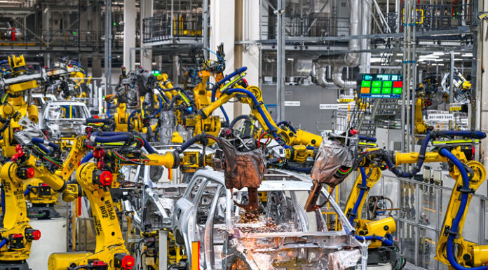 Cina, l’indice PMI manifatturiero si attesta a 49 a ottobre