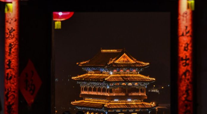 Cina: l’antica città di Xinzhou si conferma meta turistica in autunno (1)