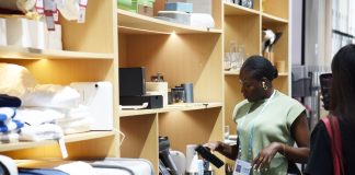 Cina: si chiude la seconda fase della Fiera di Canton (1)