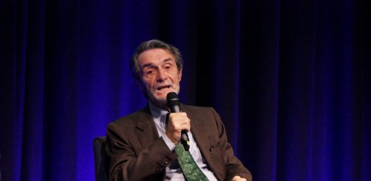 Fontana “Anche i Comuni hanno diritto all’autonomia, non solo le Regioni” / Video