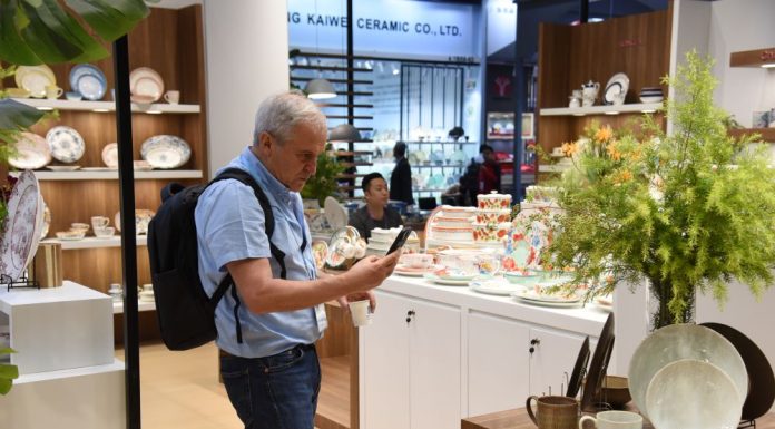 Cina: a Guangzhou seconda fase della 138esima Fiera di Canton (3)