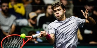 Cobolli eliminato al secondo turno del Masters 1000 di Parigi. Fuori a sorpresa anche Alcaraz