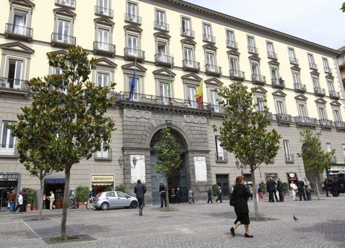 ESTERNO PALAZZO SAN GIACOMO SEDE MUNICIPIO