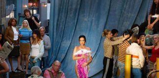 Demi Lovato torna con il singolo “Kiss”