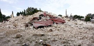 Violento terremoto di magnitudo 6.9 nelle Filippine, almeno 69 morti / Video