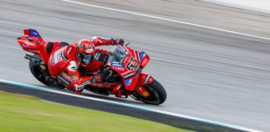 MotoGP, è ufficiale: Bagnaia e la Ducati si separano dopo otto anni
