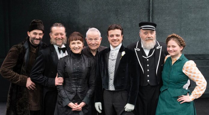 Al Teatro del Parco unica data veneta per “Crisi di nervi” di Cechov