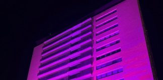 L’edificio della Camera di Commercio di Palermo ed Enna s’illumina di rosa per il progetto “PINK-IT”