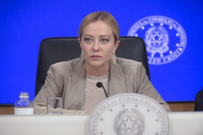 Roma, Palazzo Chigi conferenza stampa al termine del Consiglio dei Ministri sulla manovra economica del governo