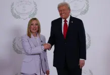 Meloni al NYT: “Credevo con Trump sarebbe stato più facile”. Sui social risponde a Schlein: “Nessun boomerang, Patto Ue svolta positiva per l’Italia”