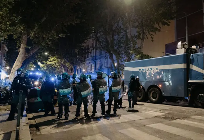 Polizia (1)