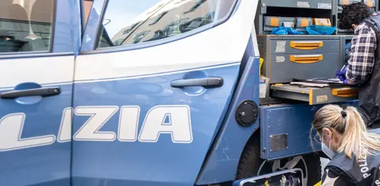 Rinvenuto il cadavere di una donna a Scandicci, è stata decapitata