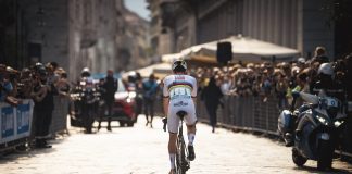 Pogacar trionfa ancora al Giro di Lombardia, quinto successo come Fausto Coppi