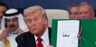 ترامب يوقع اتفاق السلام بشأن غزة في شرم الشيخ