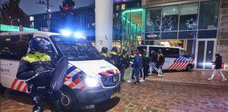Arrestati 180 tifosi del Napoli ad Eindhoven, la Polizia: “Azione preventiva per evitare disordini”. Tajani “Seguo il caso”
