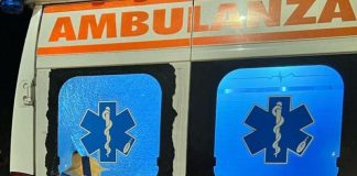 Roma, nella notte scontro fra due auto: muore una ragazza, tre feriti