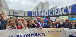 Lombardia in piazza a Bruxelles contro il taglio e la centralizzazione dei fondi di coesione