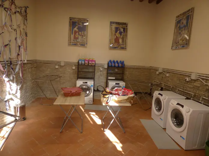 04 Inaugurazione LAVANDERIA DI SAN FRANCESCO D ASSISI_CREDITS Erick Ceresini - Vita Nuova_Avvenire