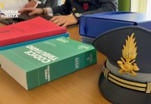 Caltanissetta, evasione fiscale e riciclaggio: sequestrati beni per oltre mezzo milione di euro