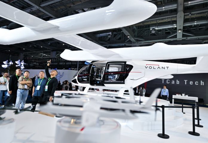 (CIIE) CHINA-SHANGHAI-CIIE-NEW MOBILITY (CN)