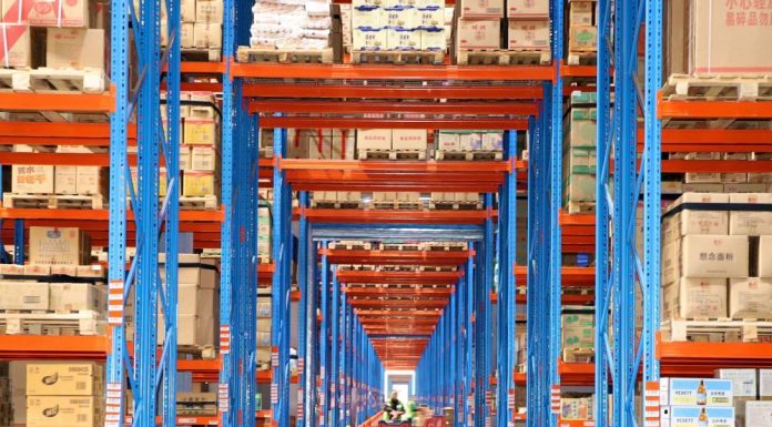 Cina: aziende lavorano a pieno ritmo nel festival dello shopping “Double 11” (3)