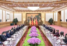 Cina: Xi incontra il Re di Spagna Felipe VI (2)