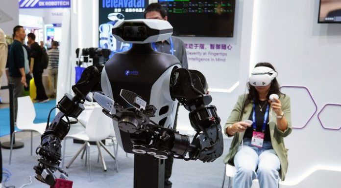 Cina: a Shenzhen in corso la Fiera dell’Hi-Tech (2)
