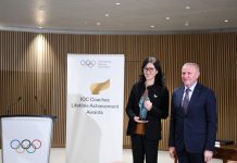 Cina: a Losanna Lang Ping riceve Premio alla carriera per allenatori del Cio (1)