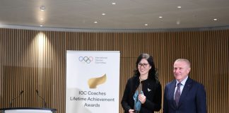 Cina: a Losanna Lang Ping riceve Premio alla carriera per allenatori del Cio (1)