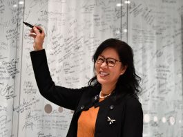 Cina: a Losanna Lang Ping riceve Premio alla carriera per allenatori del Cio (2)