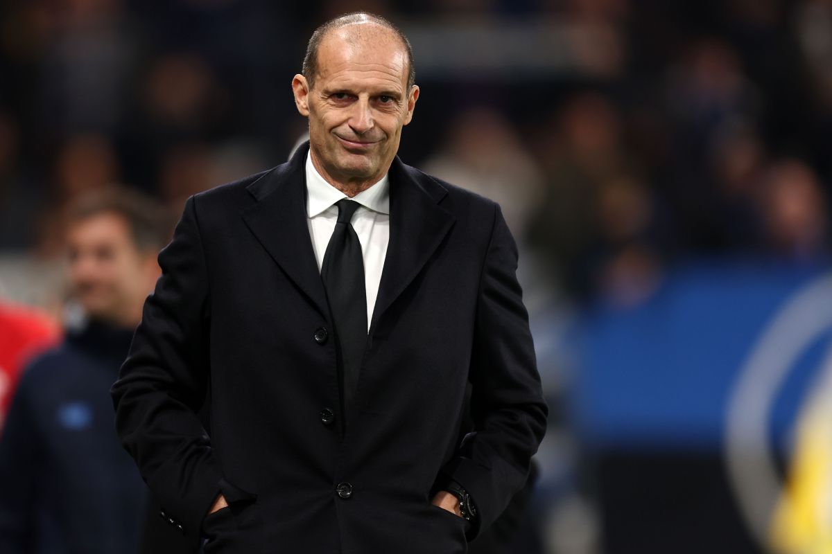 geronimo it franco-arminio-chiude-il-26-la-rassegna-filosofica-del-teatro-astra-A28221 009