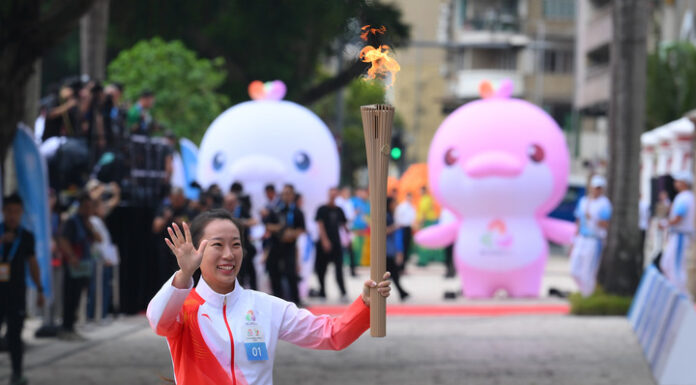 Cina, prima staffetta transfrontaliera della torcia per i Giochi Nazionali