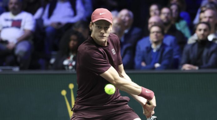 Sinner vince il 1000 di Parigi e torna numero 1 Atp