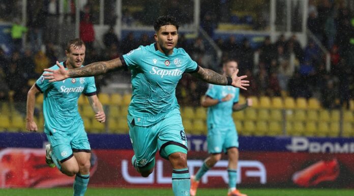 Il Bologna vince 3-1 il derby col Parma, doppietta di Castro