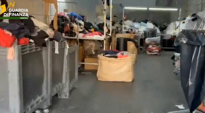 Sequestrato nel napoletano opificio abusivo con 10 tonnellate rifiuti speciali