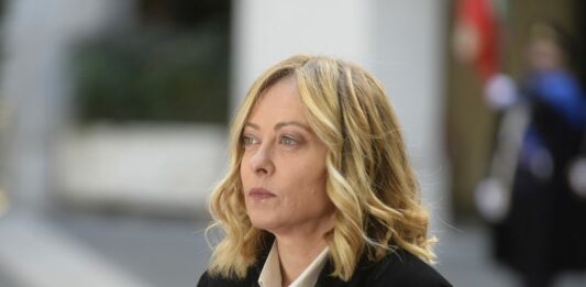 Crollo a Roma, Meloni “Profonda apprensione”