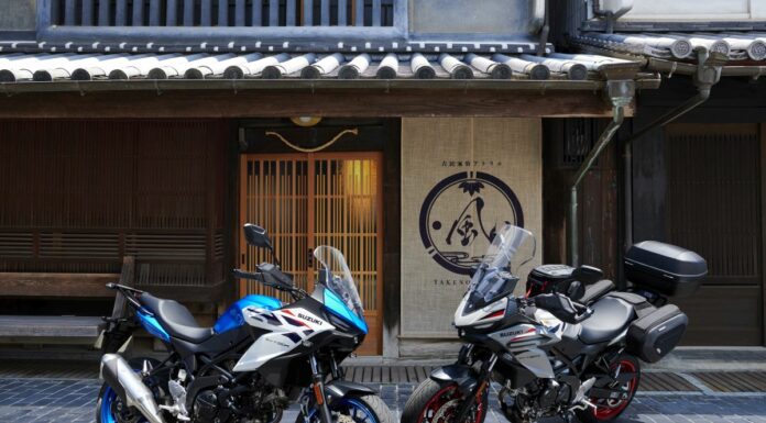 Suzuki presenta a EICMA 2025 la nuova SV-7GX