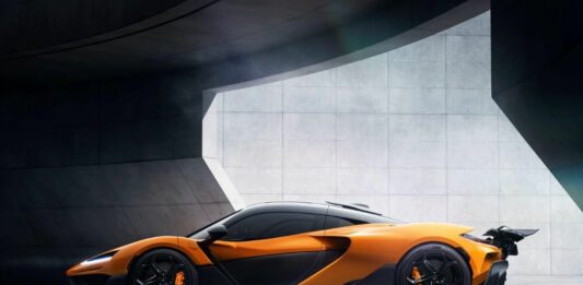 Pirelli equipaggia McLaren W1 con primi pneumatici con materiali 50% riciclati