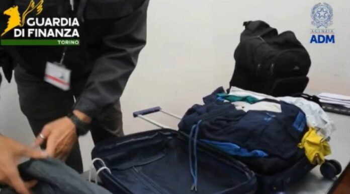 Sequestrati all’aeroporto di Torino 8,6 kg di cocaina, arrestato peruviano