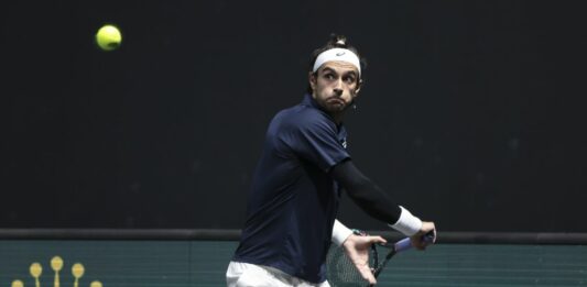 Atp Atene, Musetti batte Korda ed è in finale: con Djokovic si giocherà l’accesso alle Atp Finals